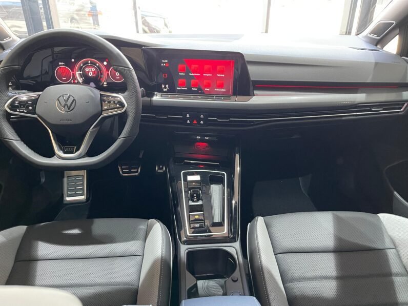 VW Golf 8 GTD 2.0 l TDI 200ch 2024