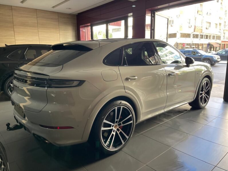 Porsche Cayenne S Hybride Automatique 2024