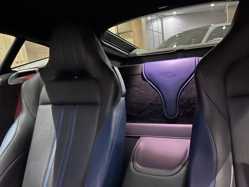 Aston Martin Vantage Essence Automatique 2023