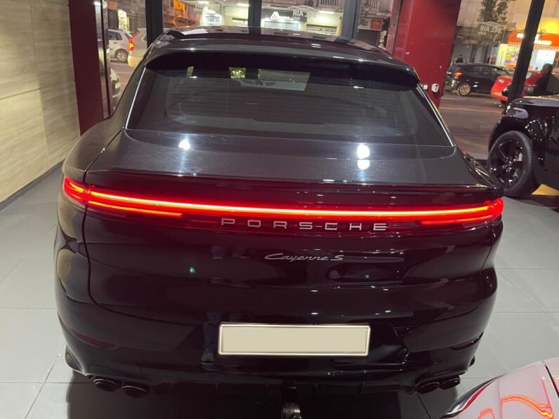 Porsche Cayenne S Coupé Hybride 2024