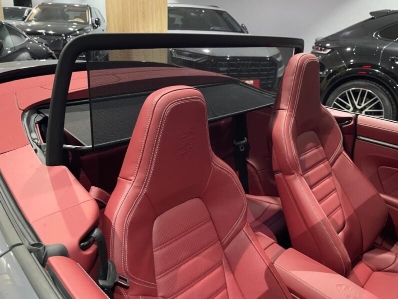 Porsche Carrera 911 Cabriolet 2025