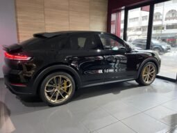 Porsche Cayenne Turbo E-Hybrid 2025