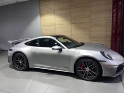 Porsche 911 Carrera 4GTS 2025