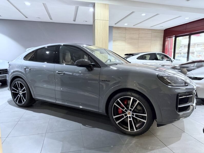 Porsche Cayenne S 2025