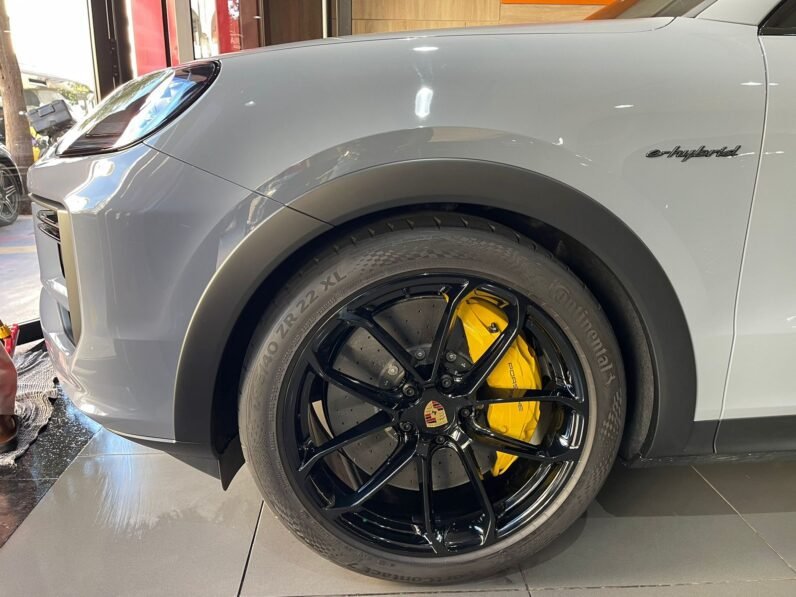 Porsche Cayenne Turbo GT 2024