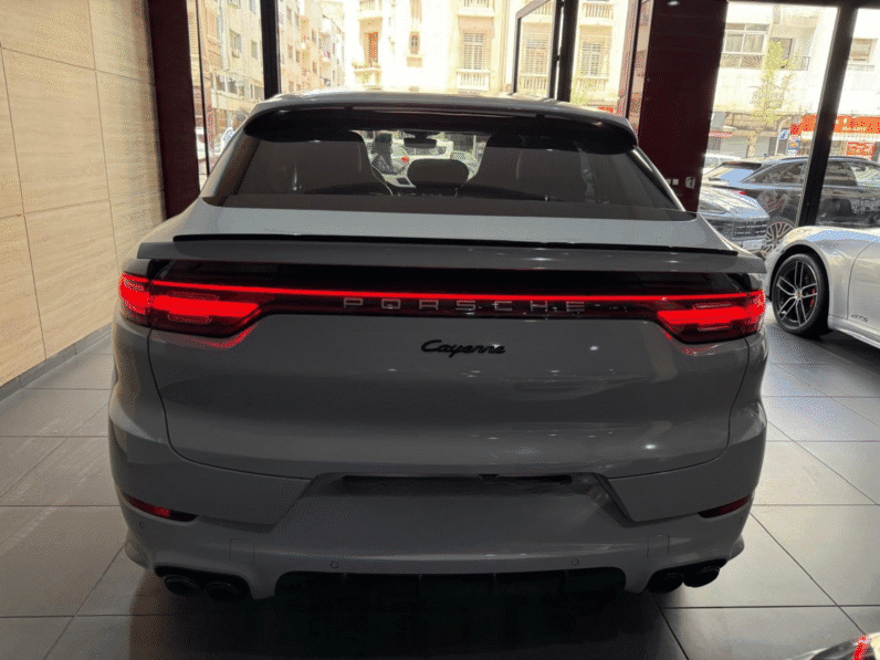 Porsche Cayenne 2021