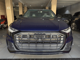 Audi Q8 S-Line 2021
