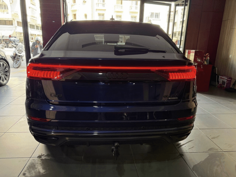 Audi Q8 S-Line 2021
