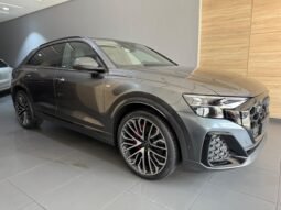 Audi Q8 S-Line 2025