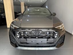 Audi Q8 S-Line 2025
