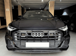 Audi Q8 S-Line 2019