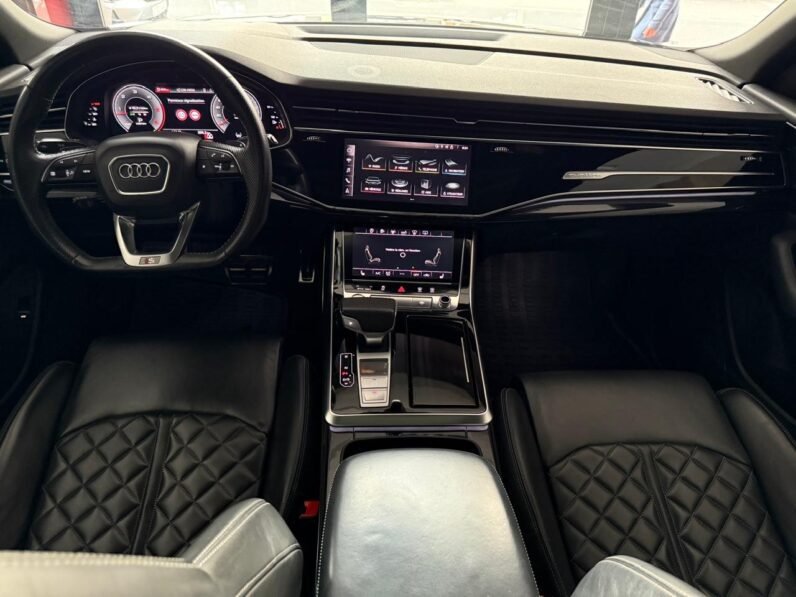 Audi Q8 S-Line 2019