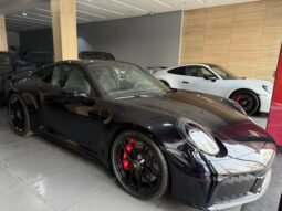 Porsche 911 Carrera GTS 2025