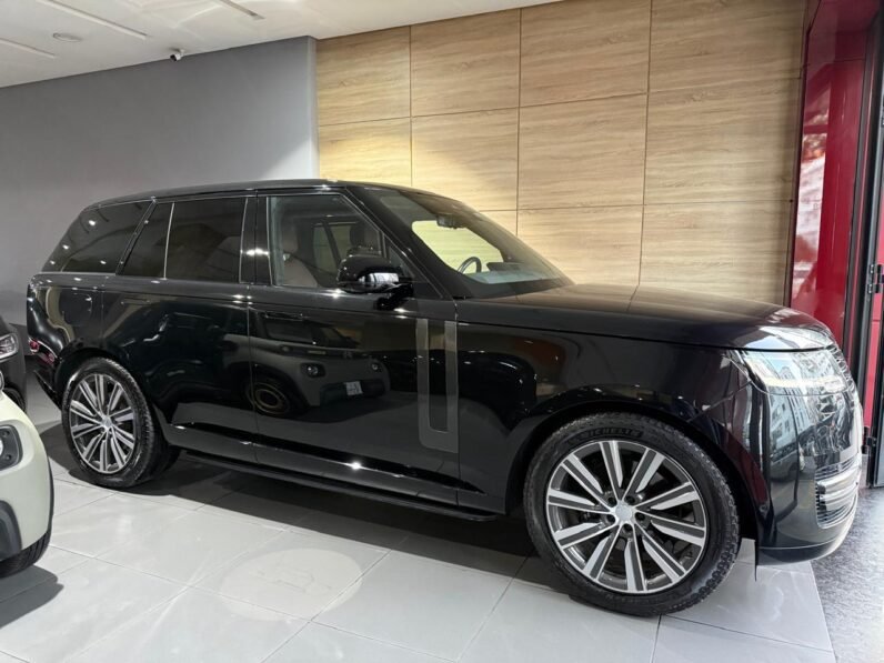 LR Range Rover Vogue 2025