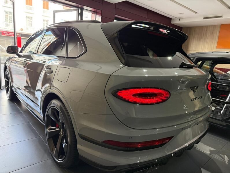 BENTLEY BENTAYGA HYBRIDE 2026