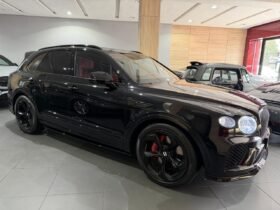BENTLEY BENTAYGA HYBRIDE 2026